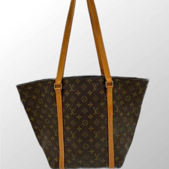 Authentic Louis Vuitton Sac Shopper - Picture 2 of 9